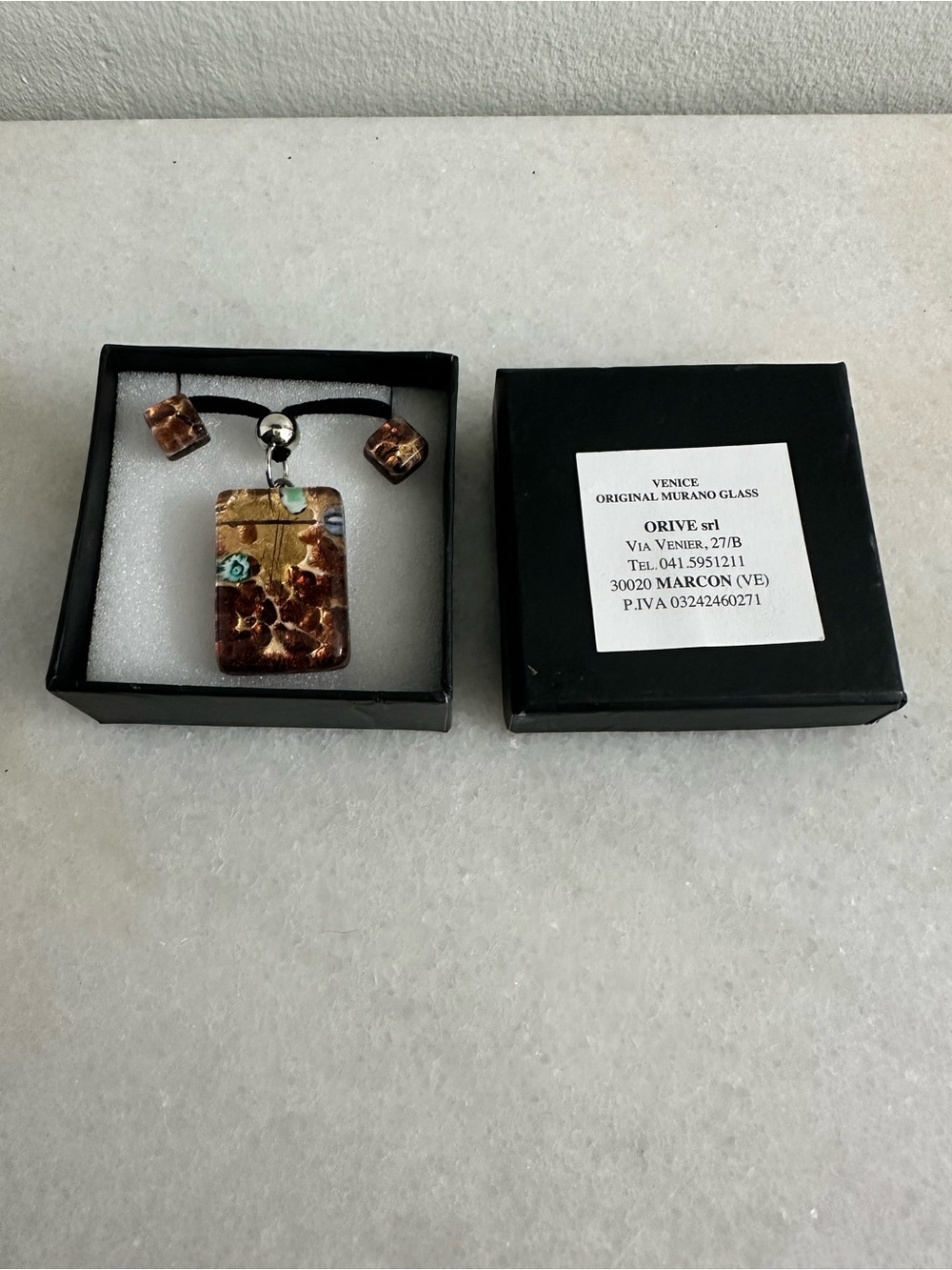 Murano Gold and Brown Glass Pendant Necklace with Matching Beads